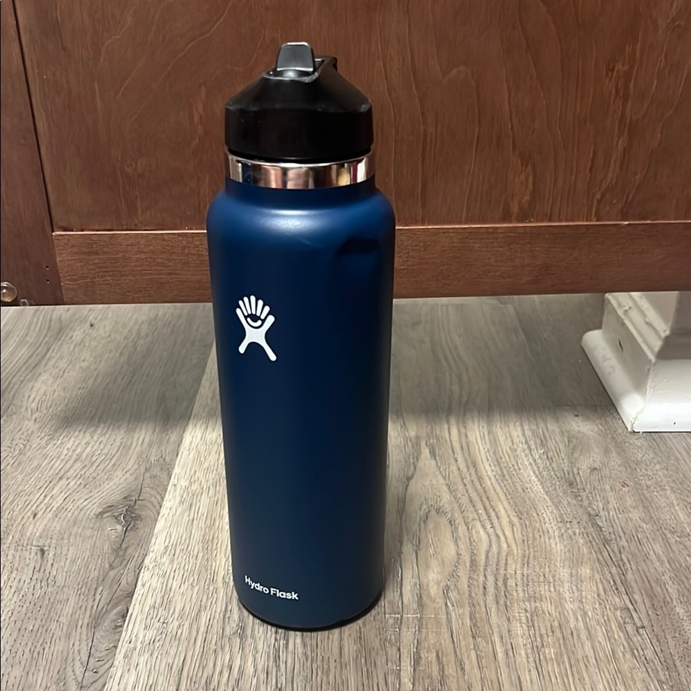Hydro Flask Navy 40oz